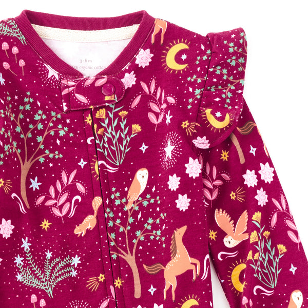Close-up of ruffle shoulder detail and double zipper on the Woodland Dreams organic baby footie by Apple Park