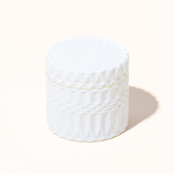 7oz Posh™ glass candle jar in gloss white with matching lid – last-chance colorway