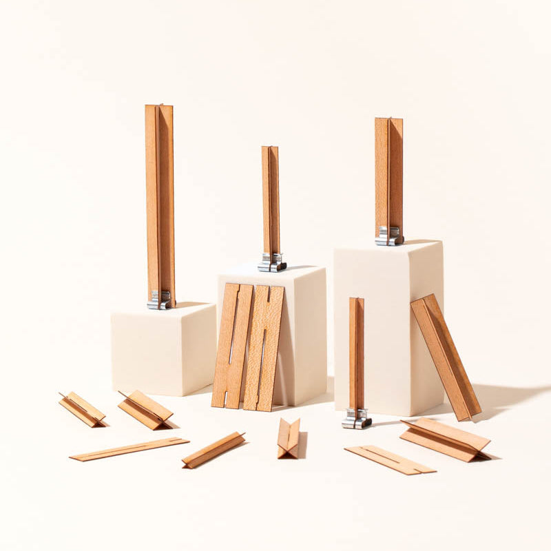 X Wick .01 Mini Kit with wooden candle wicks and wick clips