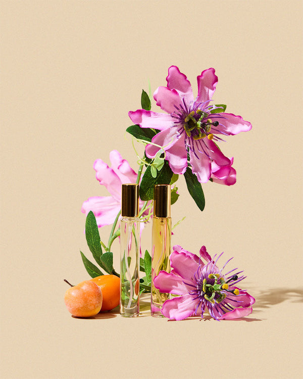 Flat lay of makesy® DIY perfume kit contents including fragrance ingredients and tools