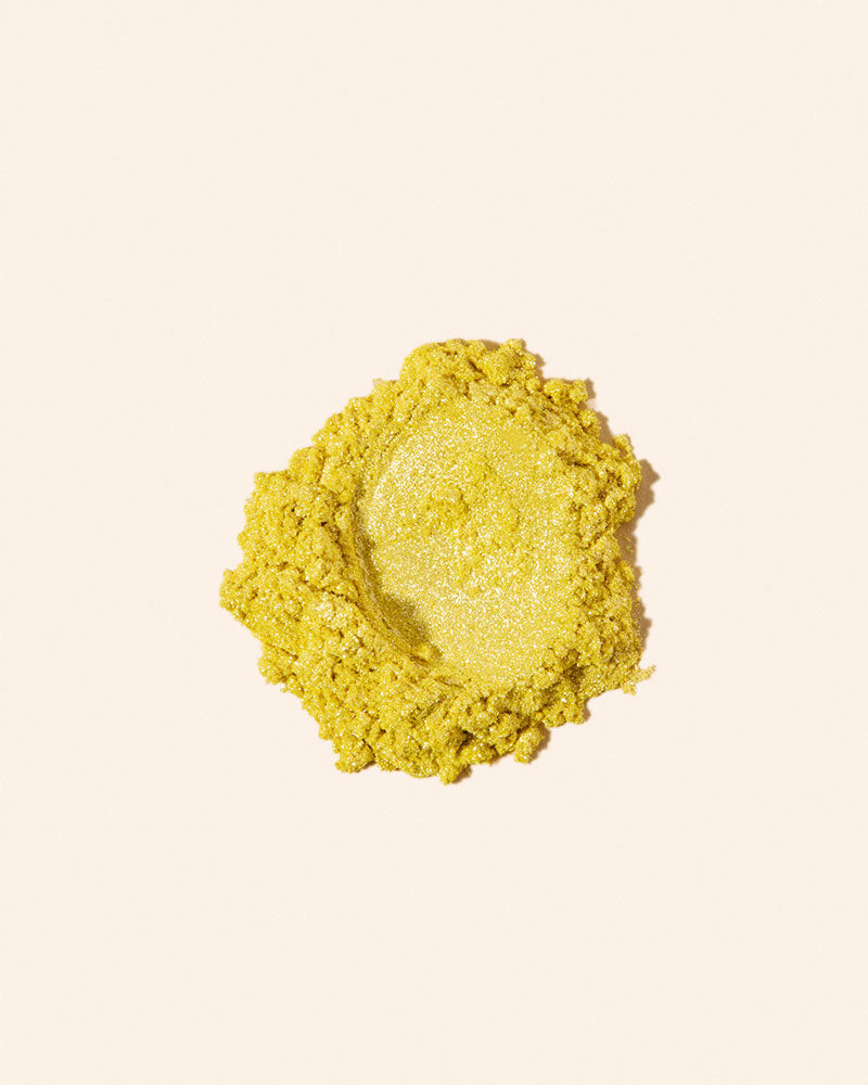 makesy® canary yellow mica powder colorant for candles and bath bombs