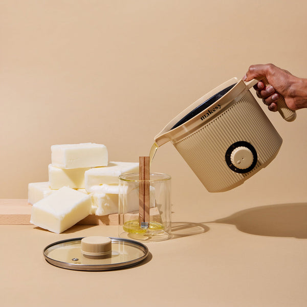 Small electric wax melter by makesy shown from the front, ideal for candle and soap making