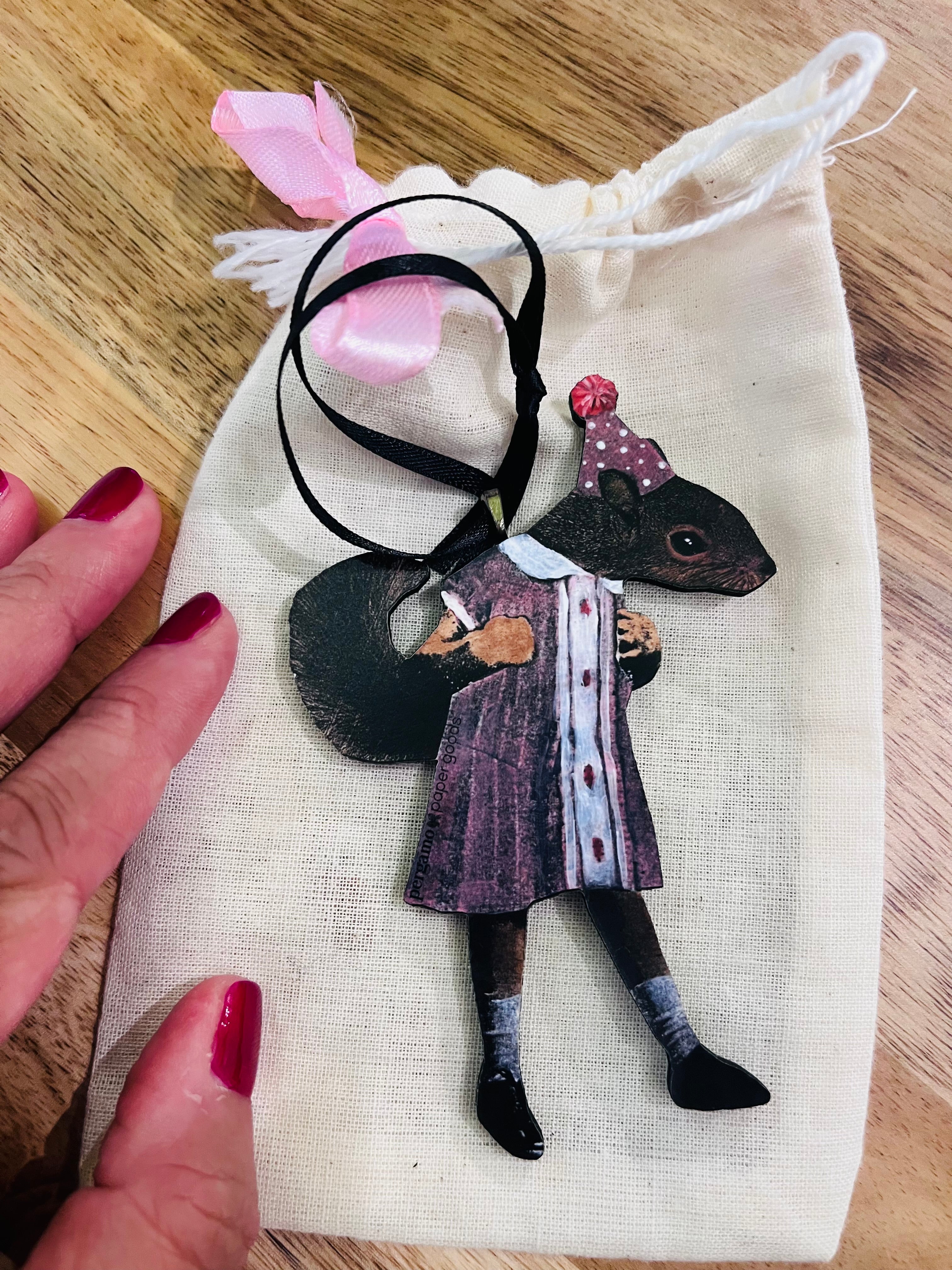 Adorno navideño de ardilla - Ecológico, Cero Residuos, sin plástico, hecho a mano