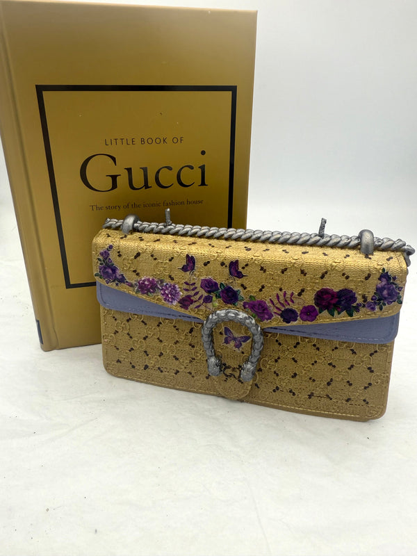 Chic Vegan Clutch Candle: Iconic Fragrances & Lasting Burn Time (85 Hours)