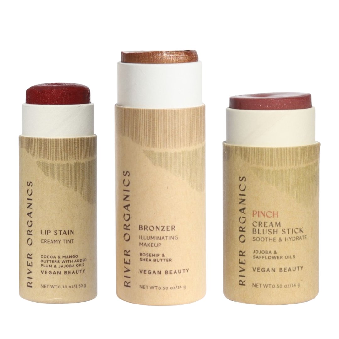 🌸 Lip + Highlighter + Blush Set – Naturally Radiant Beauty in 3 Simple Steps