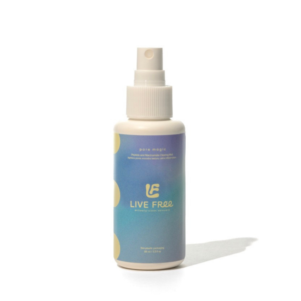 Free Living Co 3-step skincare gift set – natural, clean ingredients for calm and clear skin