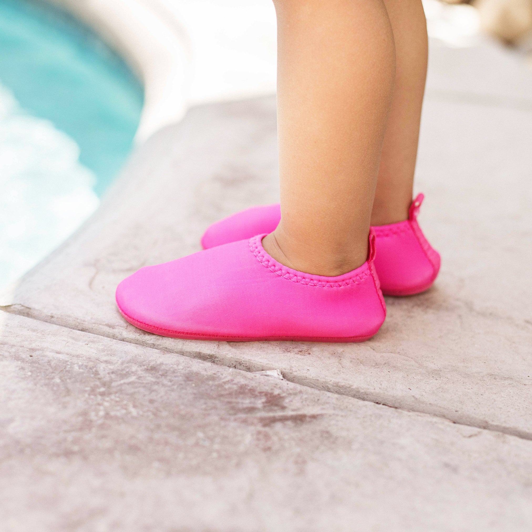i play.® by Green Sprouts® Baby Water Socks offer non-slip soles, quick-dry comfort, and are free of harmful chemicals. Perfect for pool, beach, and water park fun! Shop now and ensure your child's safety and comfort while playing in and around water.
