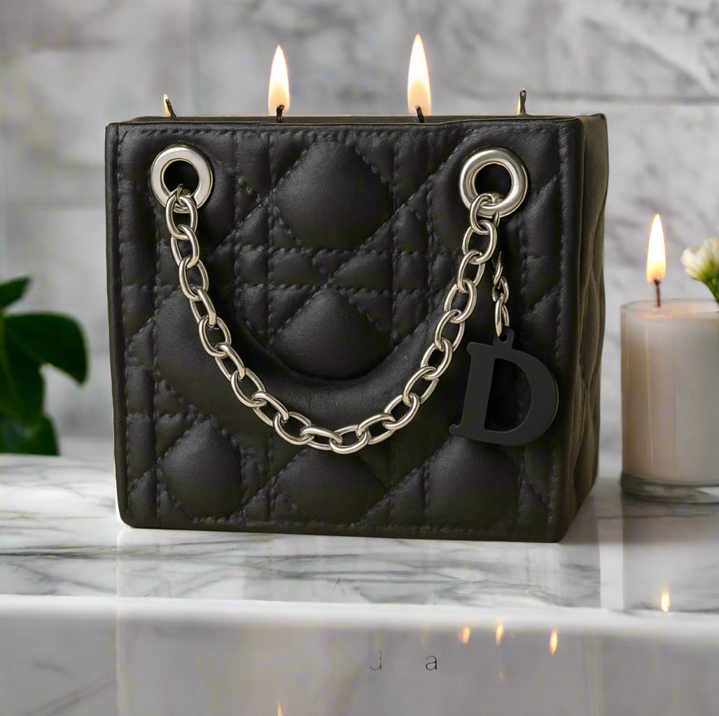 Luxurious Vegan Purse Candle: Long-lasting Fragrance & Home Decor (275 Hour Burn Time)