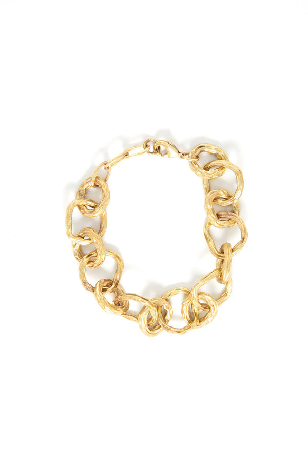 Close-up of recycled brass chunky chain bracelet, nickel-free and adjustable, by Fair Anita