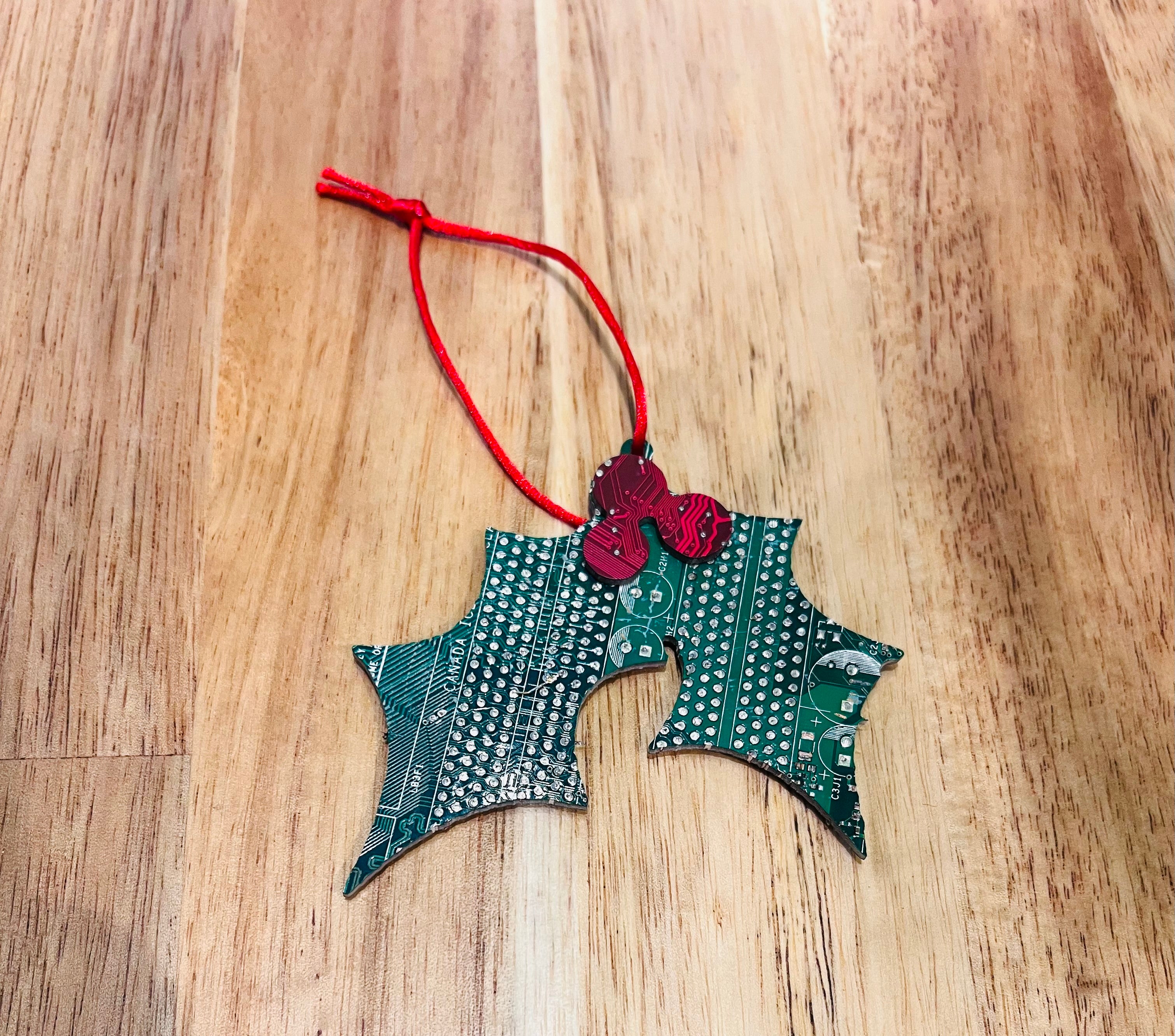 Ornements de circuits imprimés - Canne en sucre, couronne et houx