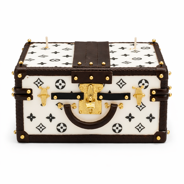 Onali Pure Signature Small White Trunk – elegant decorative storage box with classic white finish