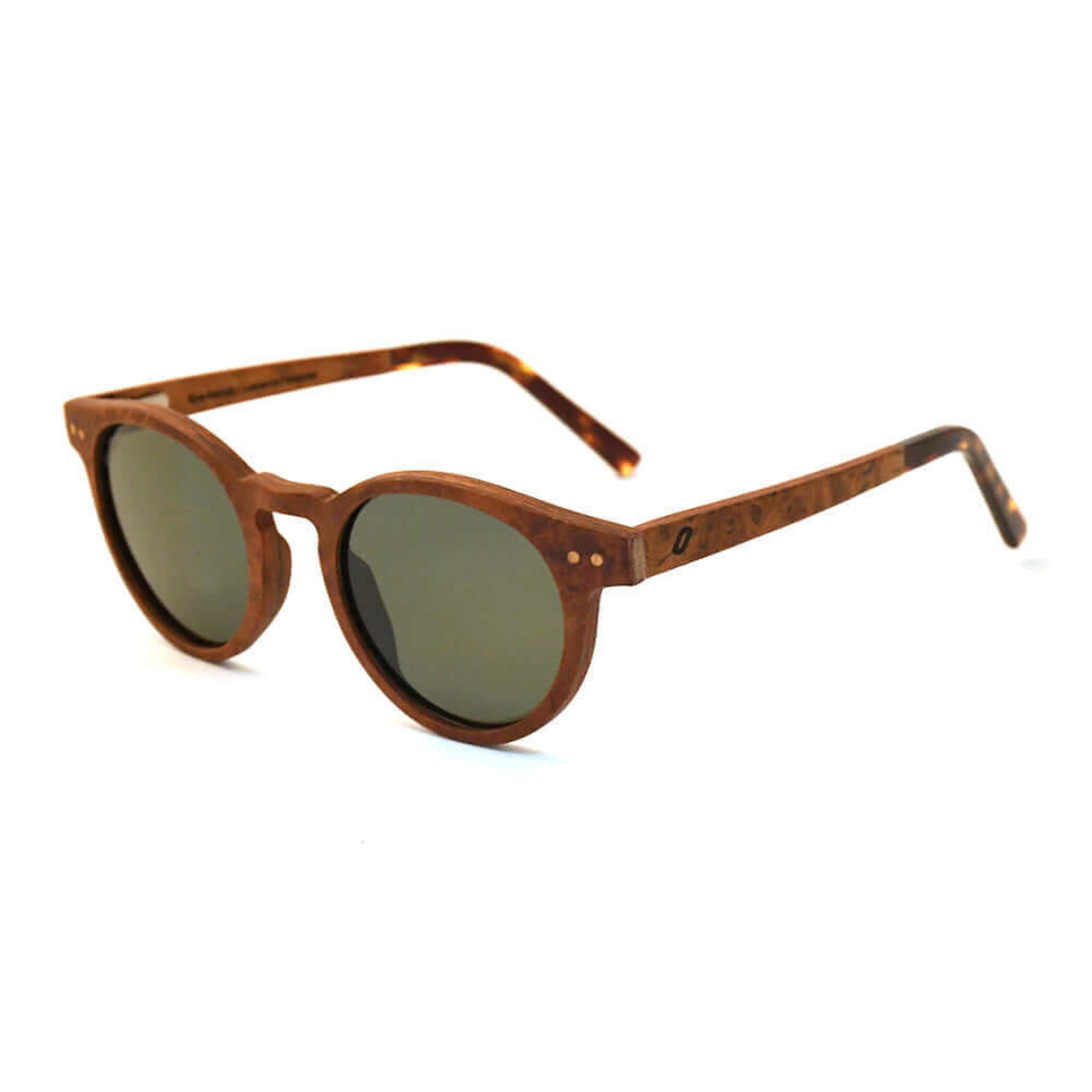 Brown sunglasses with a tortoiseshell pattern on a white background