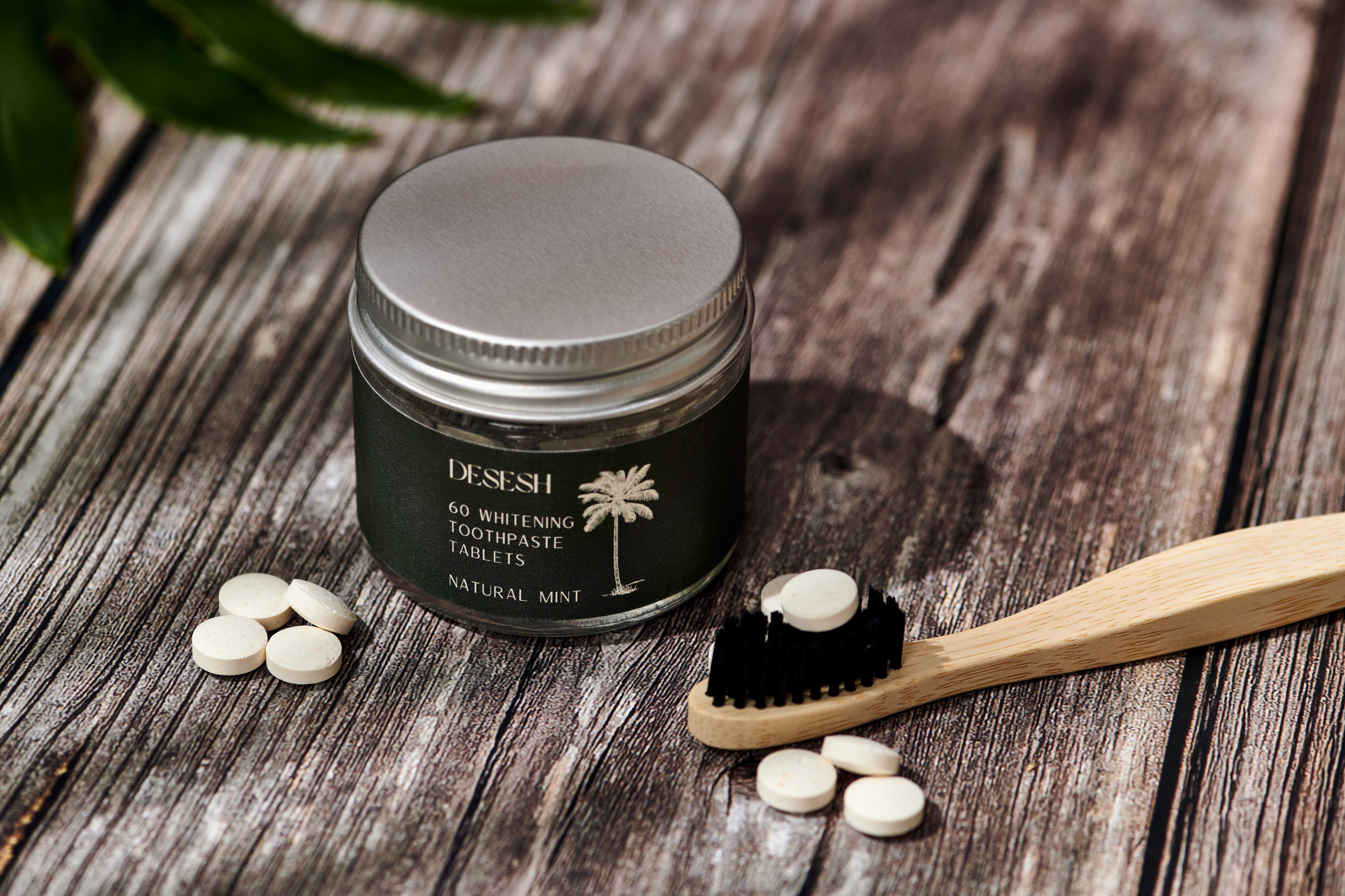 Desesh fluoride-free natural mint toothpaste tablets eco-friendly personal care product