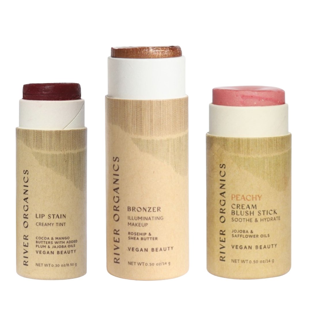 🌸 Lip + Highlighter + Blush Set – Naturally Radiant Beauty in 3 Simple Steps