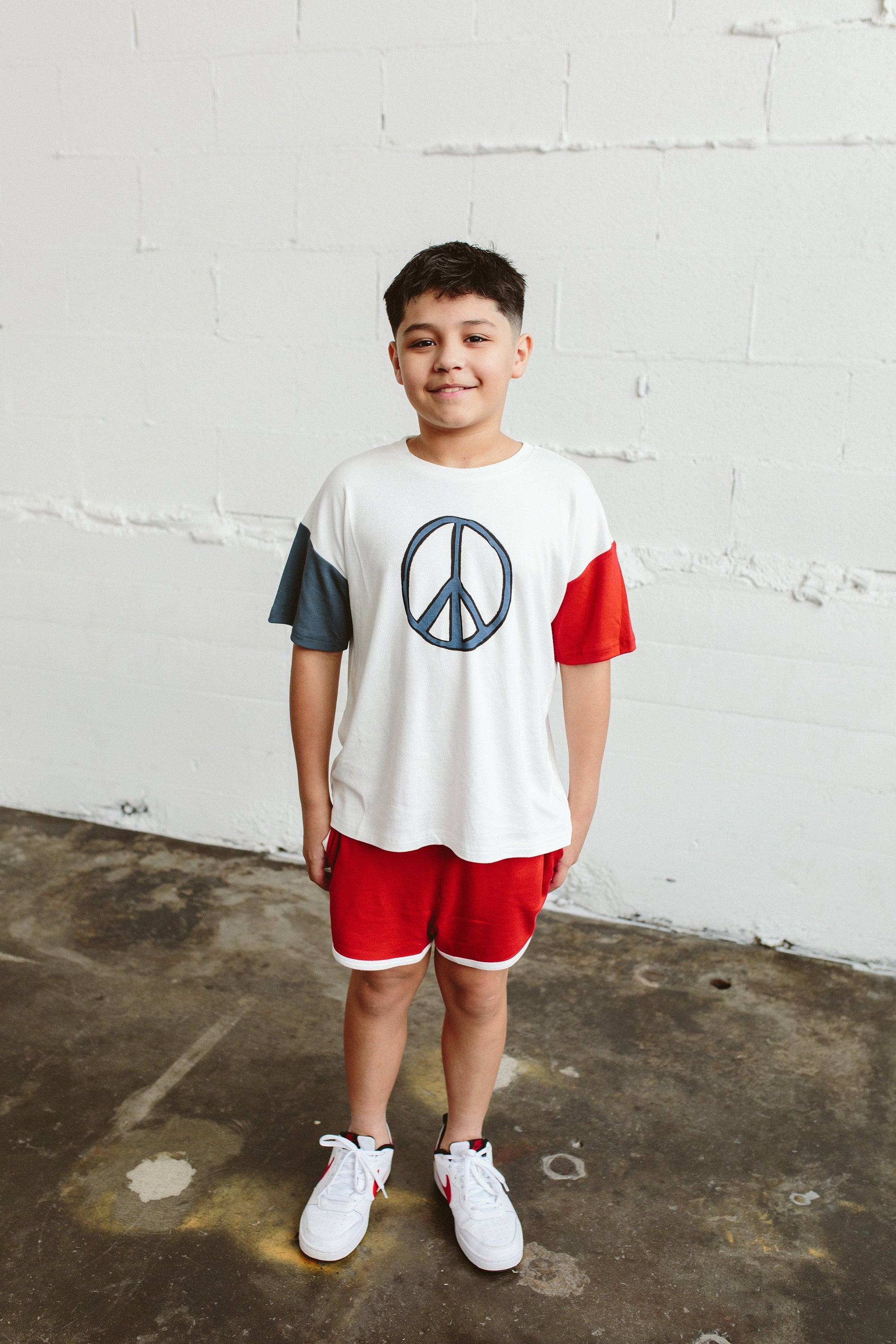 BIG KID OVERSIZED TEE | PEACE