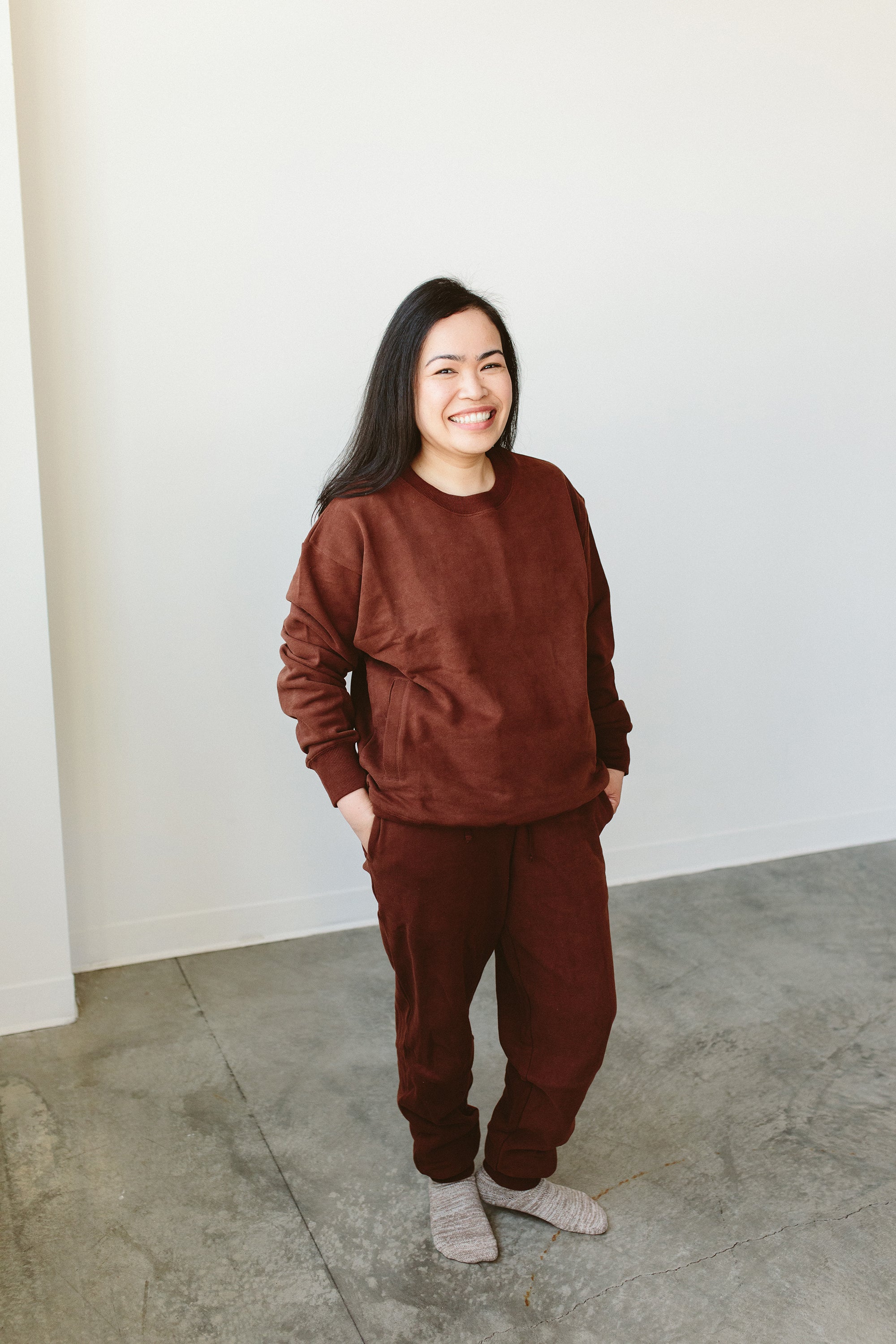 ADULT SWEATSUIT TOP | REDWOOD