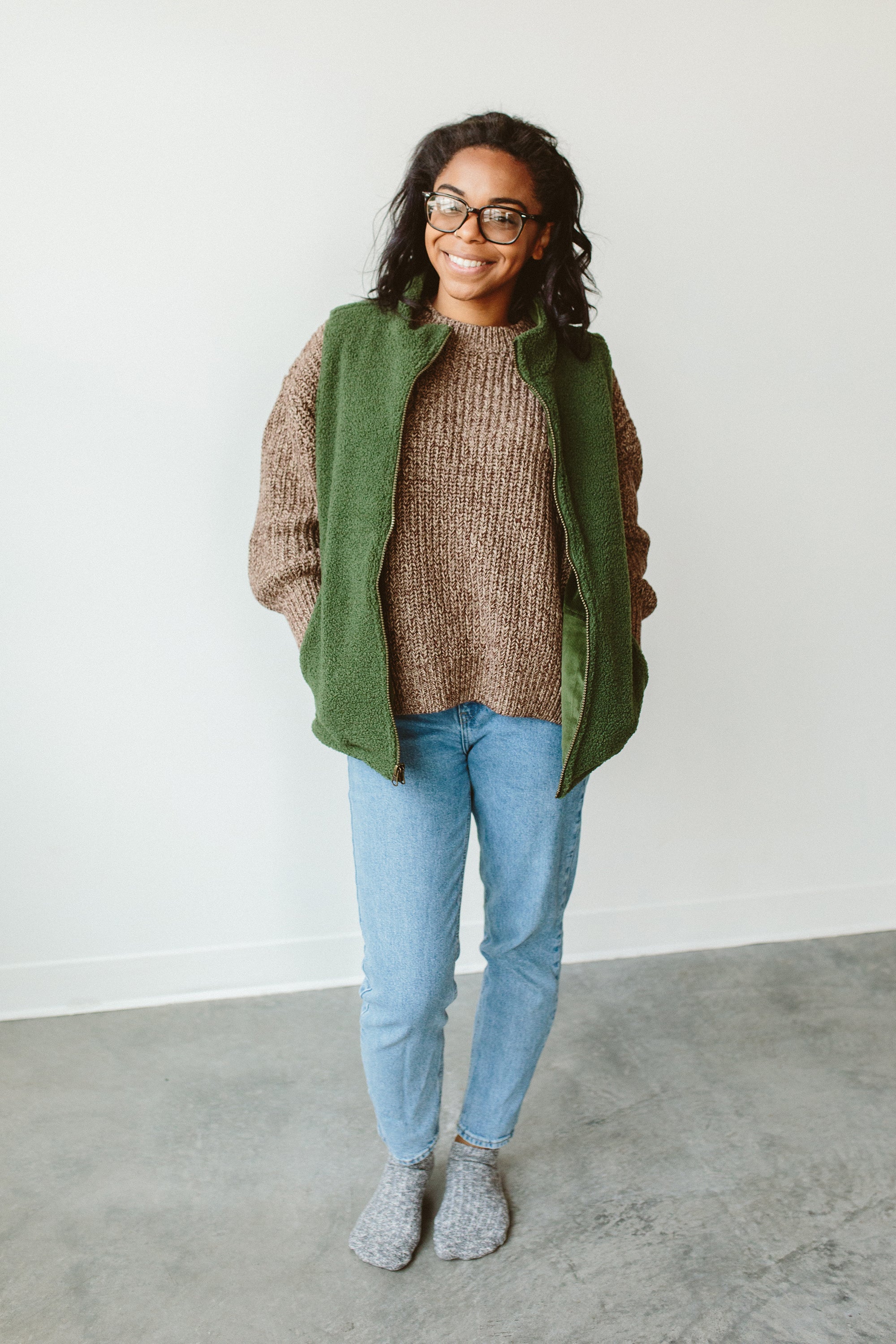 ADULT CHUNKY KNIT SWEATER | BARK