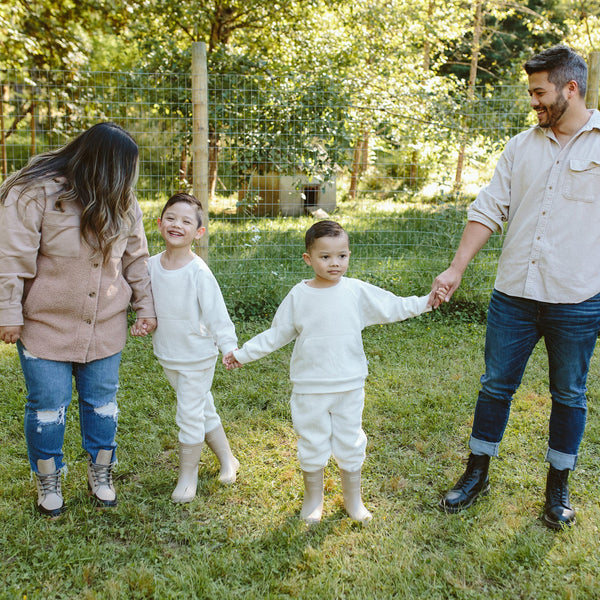 SHERPA LONG-SLEEVE TWO-PIECE SWEATSUIT | ALABASTER