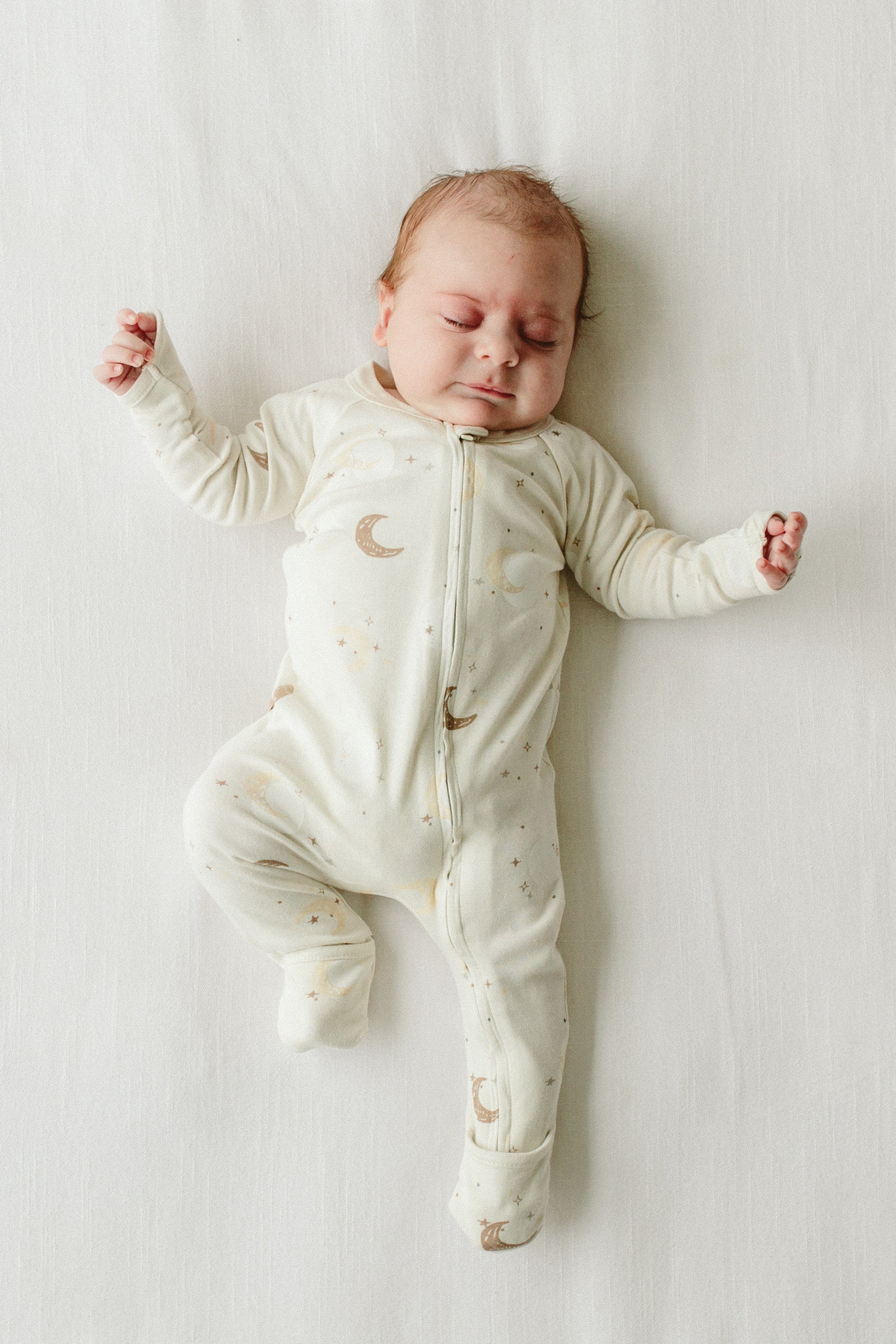 GROW WITH YOU FOOTIE + SNUG FIT | LUNA