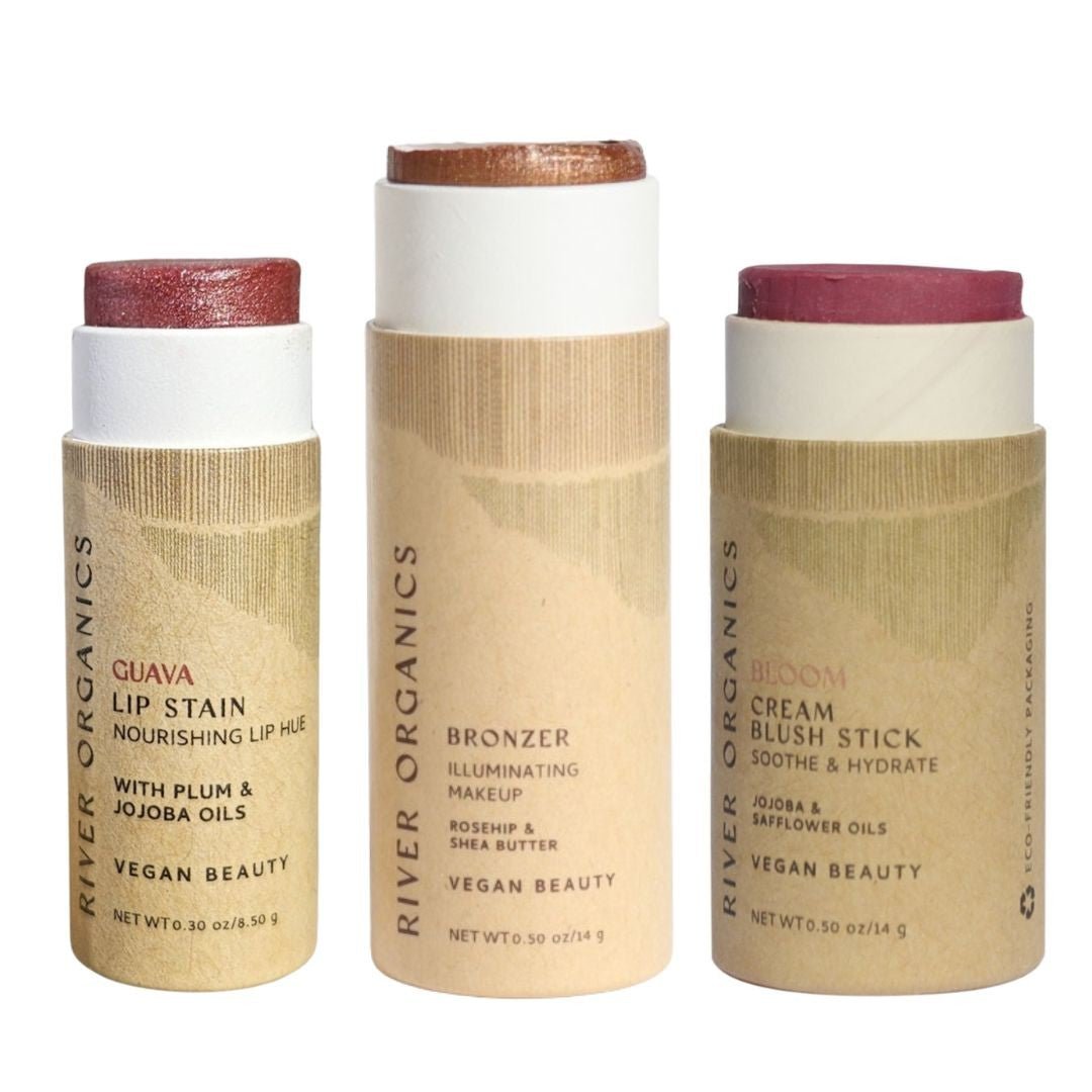 🌸 Lip + Highlighter + Blush Set – Naturally Radiant Beauty in 3 Simple Steps