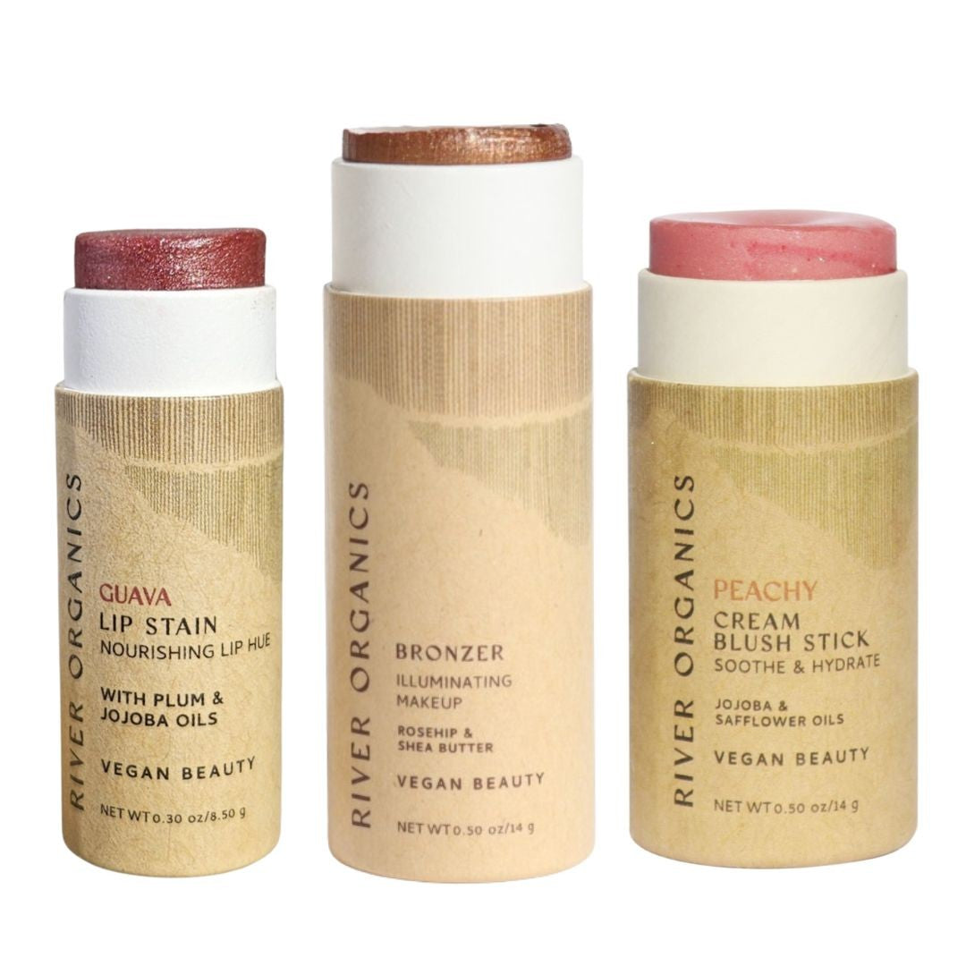 🌸 Lip + Highlighter + Blush Set – Naturally Radiant Beauty in 3 Simple Steps