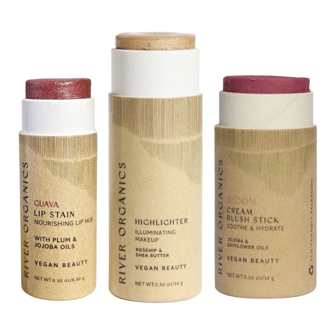 🌸 Lip + Highlighter + Blush Set – Naturally Radiant Beauty in 3 Simple Steps