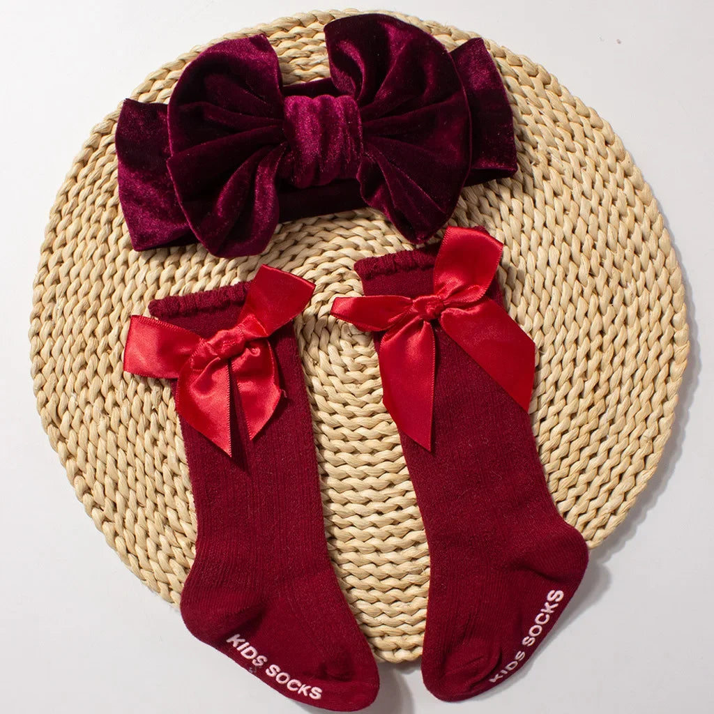 Baby headband and socks set made from organic cotton