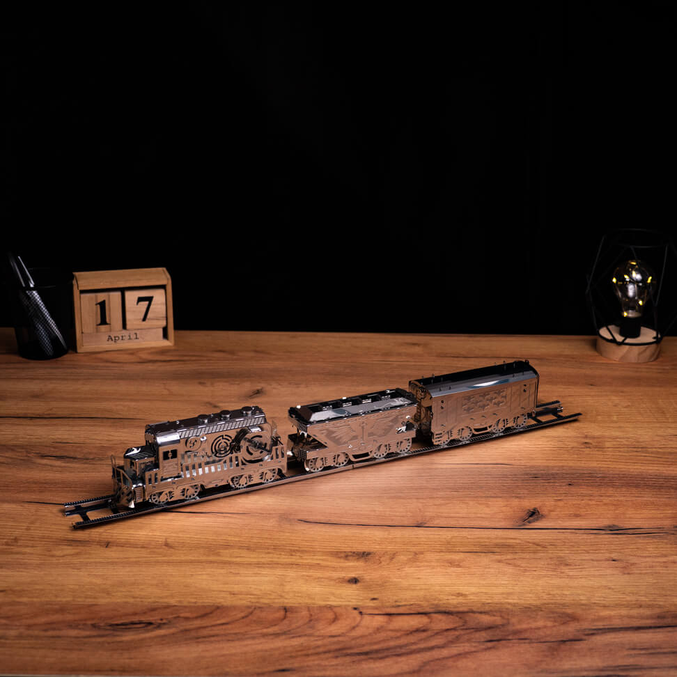 Heavy Loco Freight Train Mechanical Model Kit