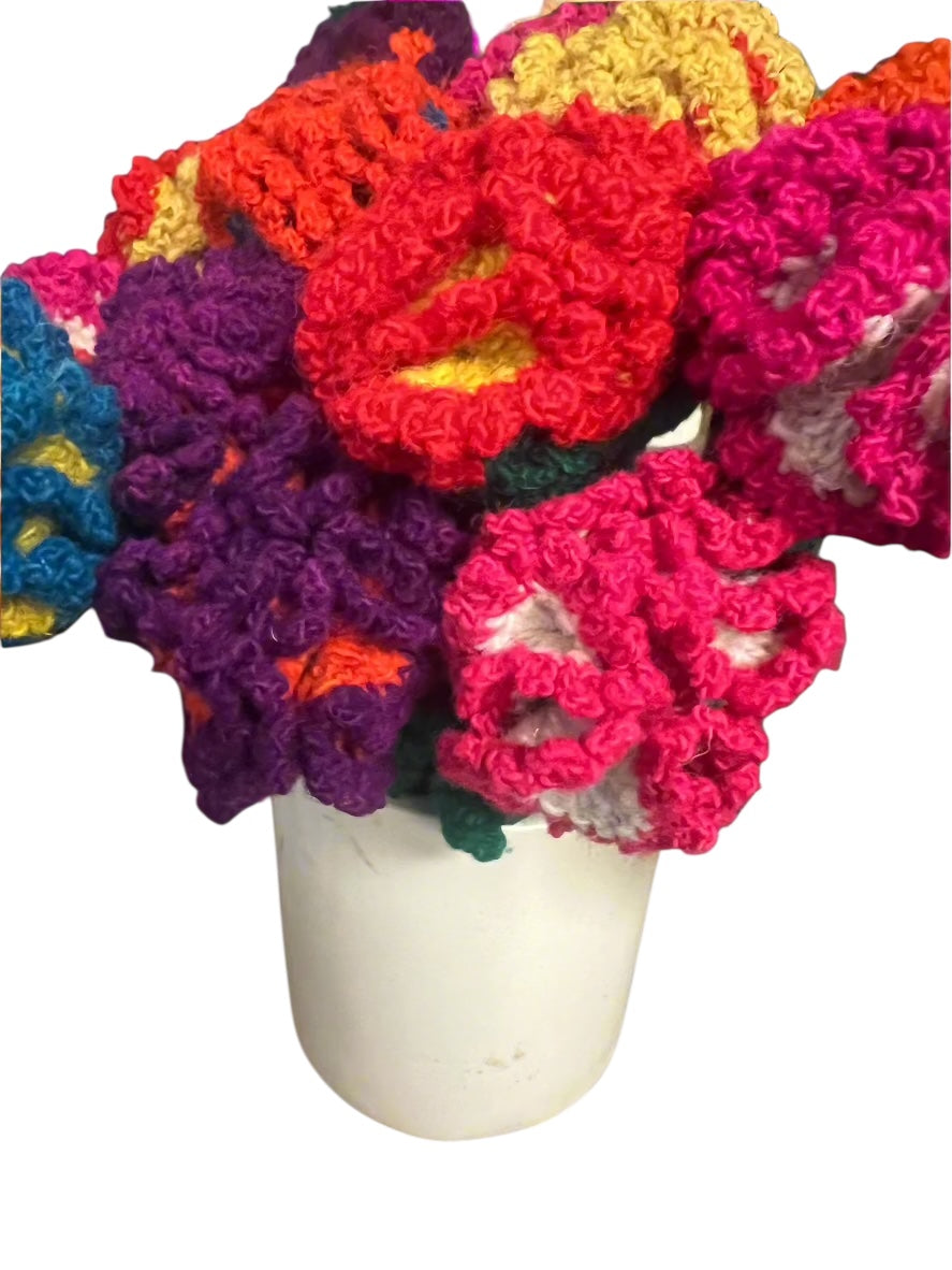 🌸 Handmade Fair Trade Wool Carnation – Eco-Friendly Crocheted Flower Décor (Forever Flowers | Ethical & Sustainable Gift)