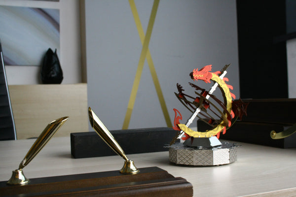 Sun Chaser Stylish Clock - Sundial-Inspired Wall Decor