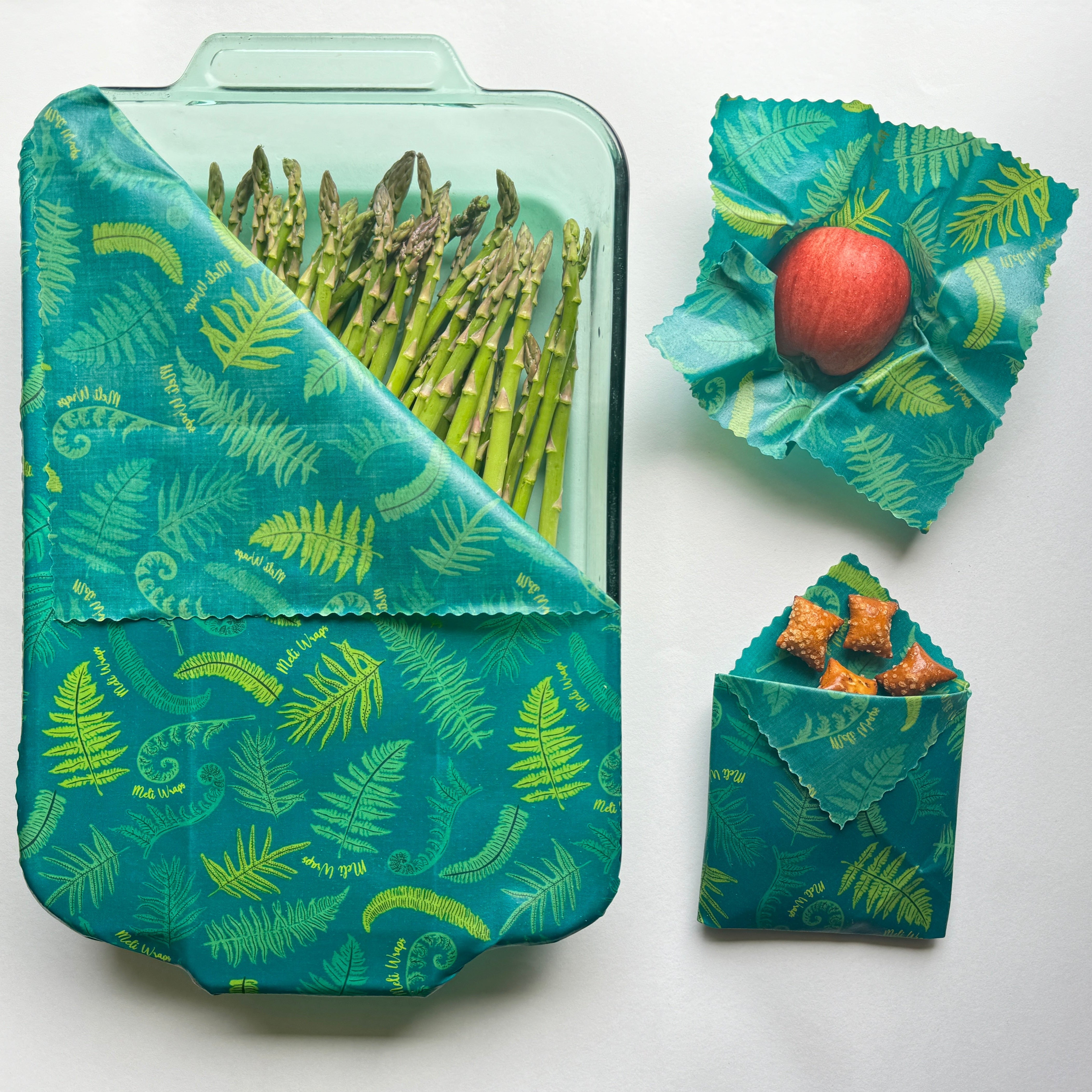 Fern print beeswax wrap bulk roll made with organic cotton and Hawaiian beeswax