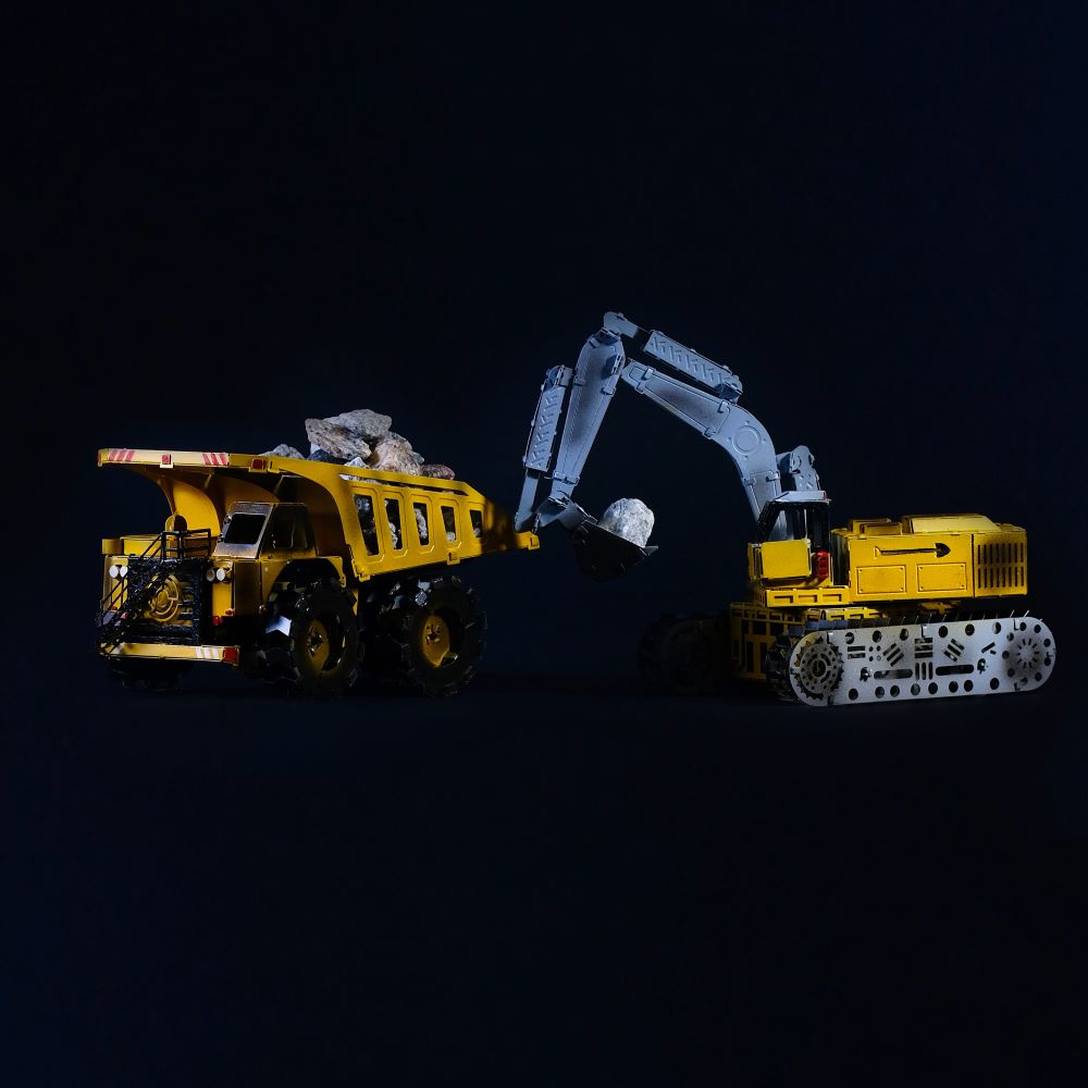 Tireless Digger Excavator Mechanical Model Kit