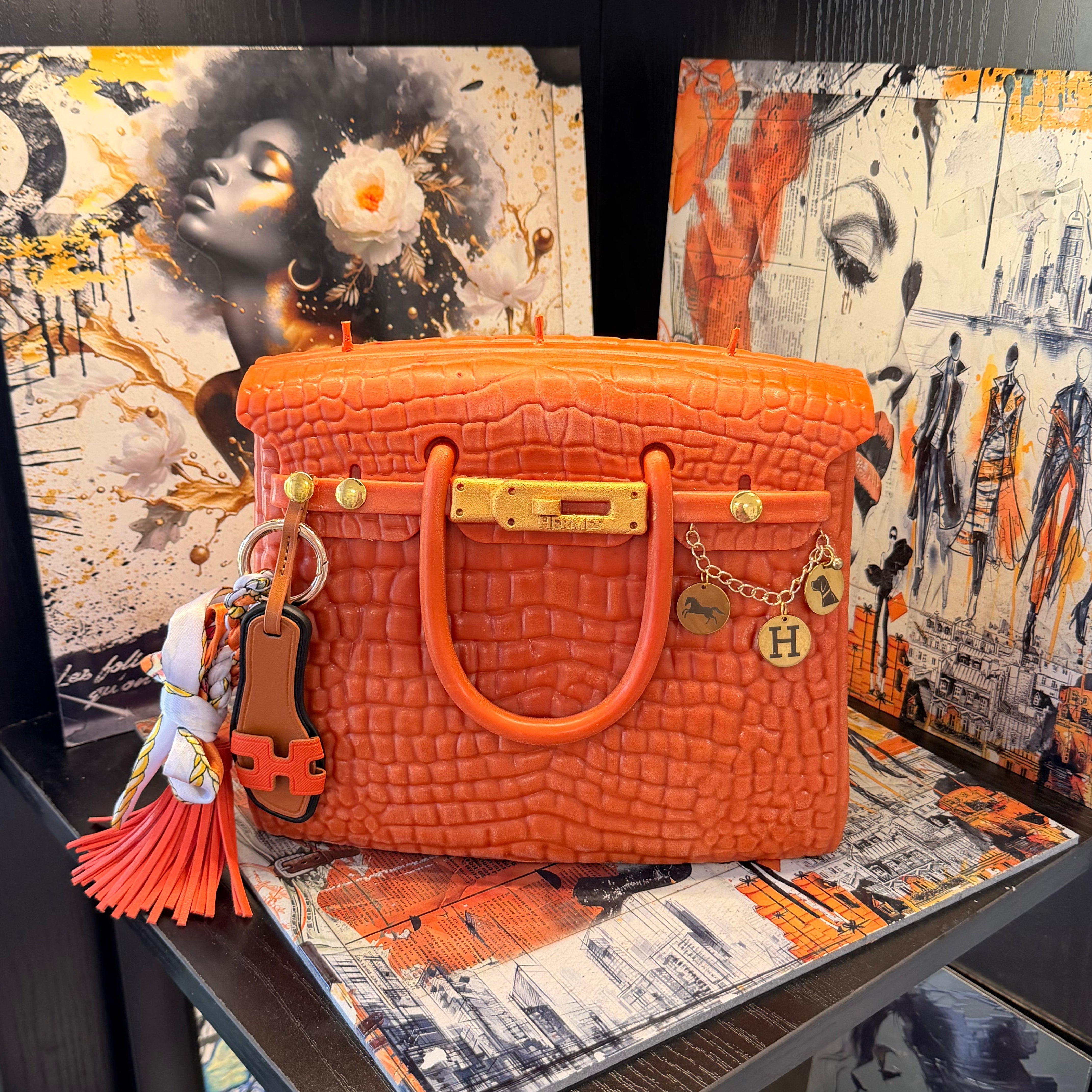 Onali Pure Orange Large Iconic candle styled as a home décor piece, showcasing its warm orange colour and clean flame