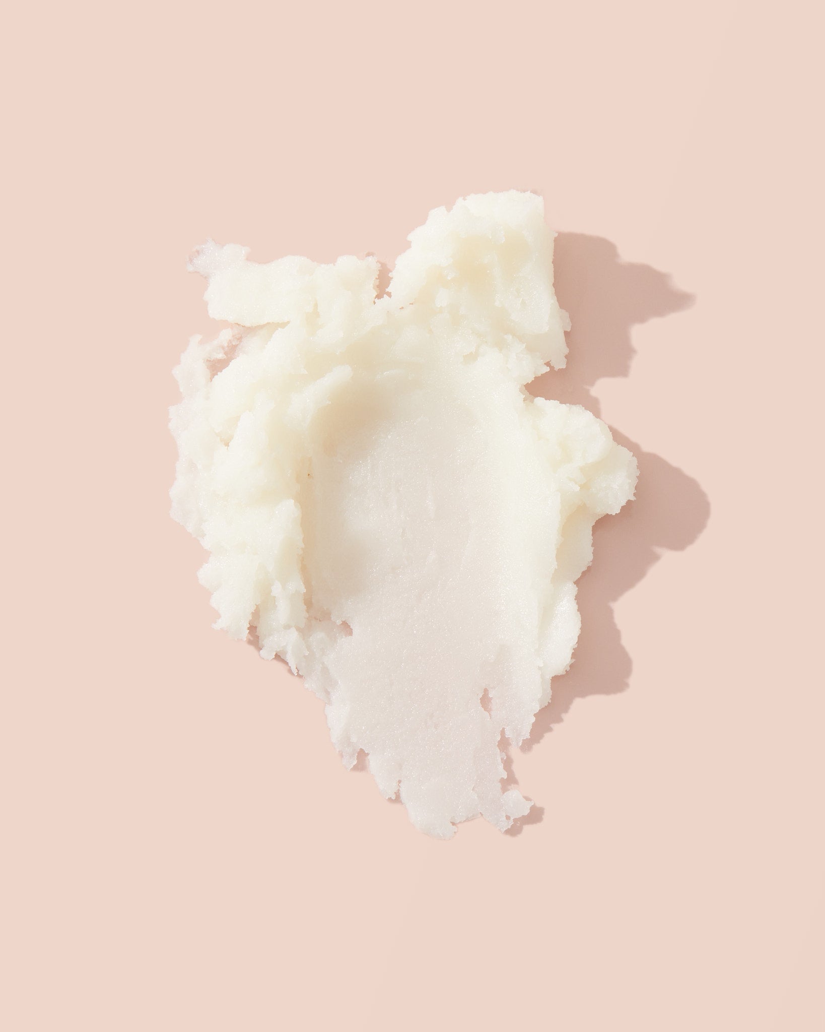 All natural lip balm base by makesy for DIY lip balm, lip mask, and moisturizer stick making