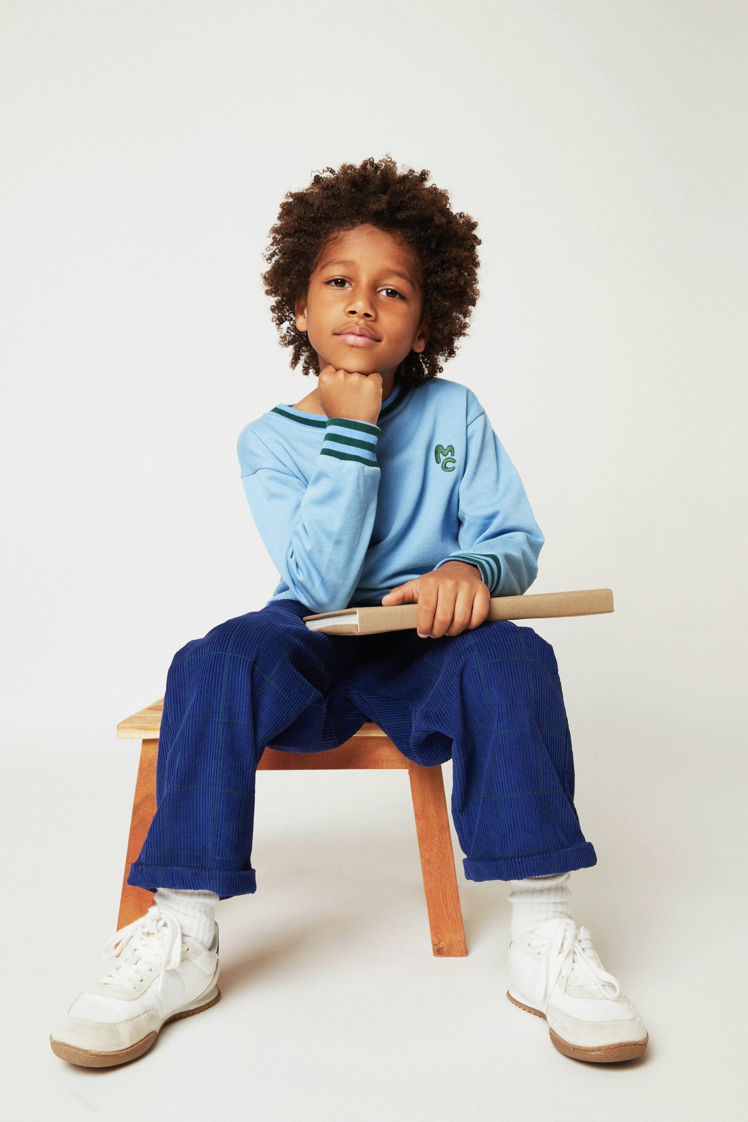Mon Coeur kids blue sweatshirt in organic and recycled cotton — fall and winter style
