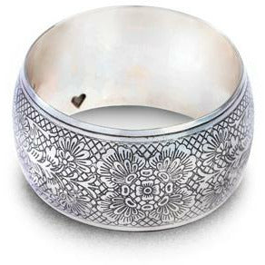 Silver Flora Bangle – handcrafted fair trade brass bracelet with floral pattern, made by Indian artisans