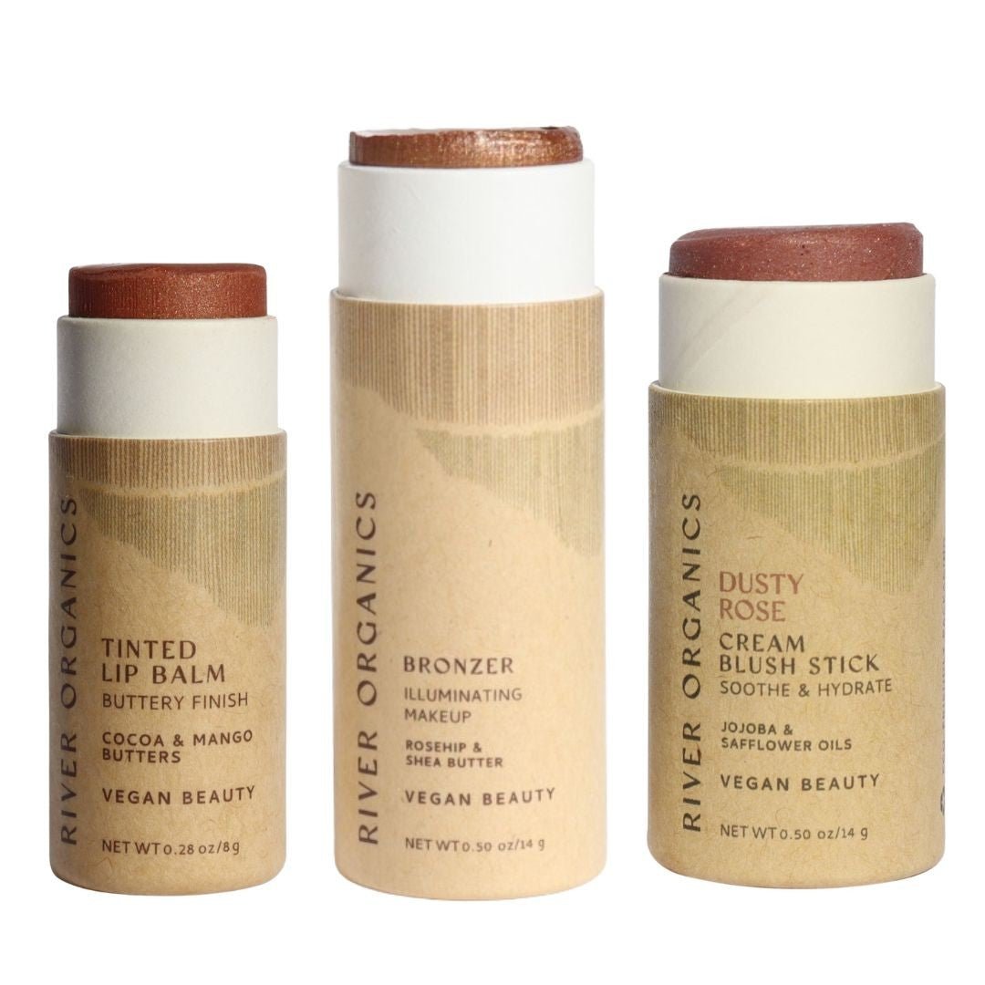 🌸 Lip + Highlighter + Blush Set – Naturally Radiant Beauty in 3 Simple Steps