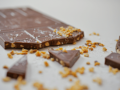 Experience the ultimate indulgence with our Organic Milk Chocolate with Hazelnuts. This delicious chocolate bar is made with the finest ingredients and is perfect for any occasion.