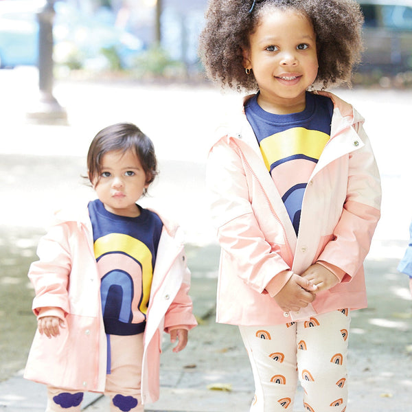 Mon Coeur Colorblock Raincoat! Eco-friendly rainwear for kids. Made from 100% recycled polyester. Water-resistant, wind-resistant, insulated. Soft pink & terracoral.