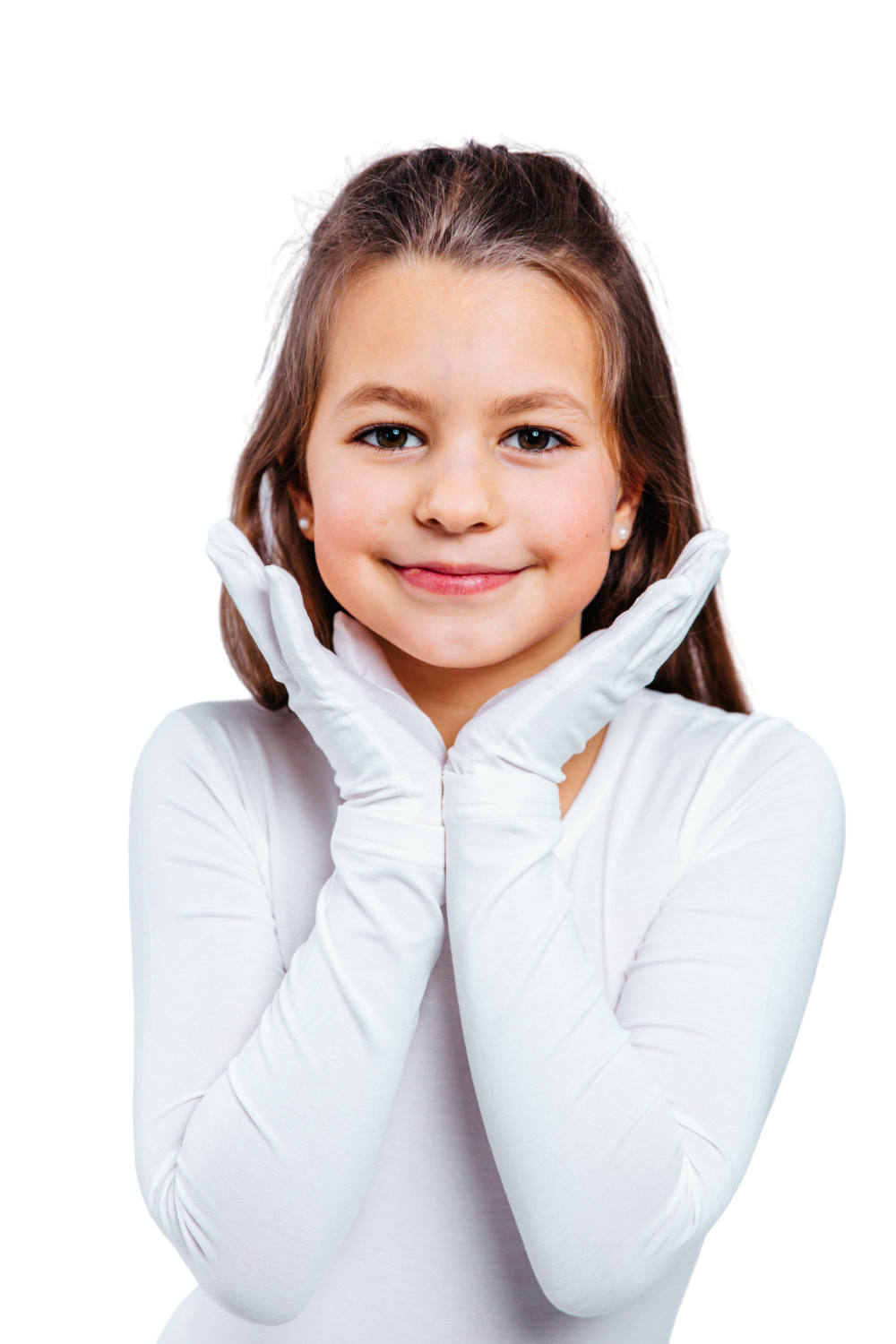 Young girl wearing white gloves against a white background. Remedywear kids eczema gloves with TENCEL & zinc oxide — dermatologist recommended, Oeko-Tex certified & made in Portugal. Soothe itchy skin day & night. Shop now.