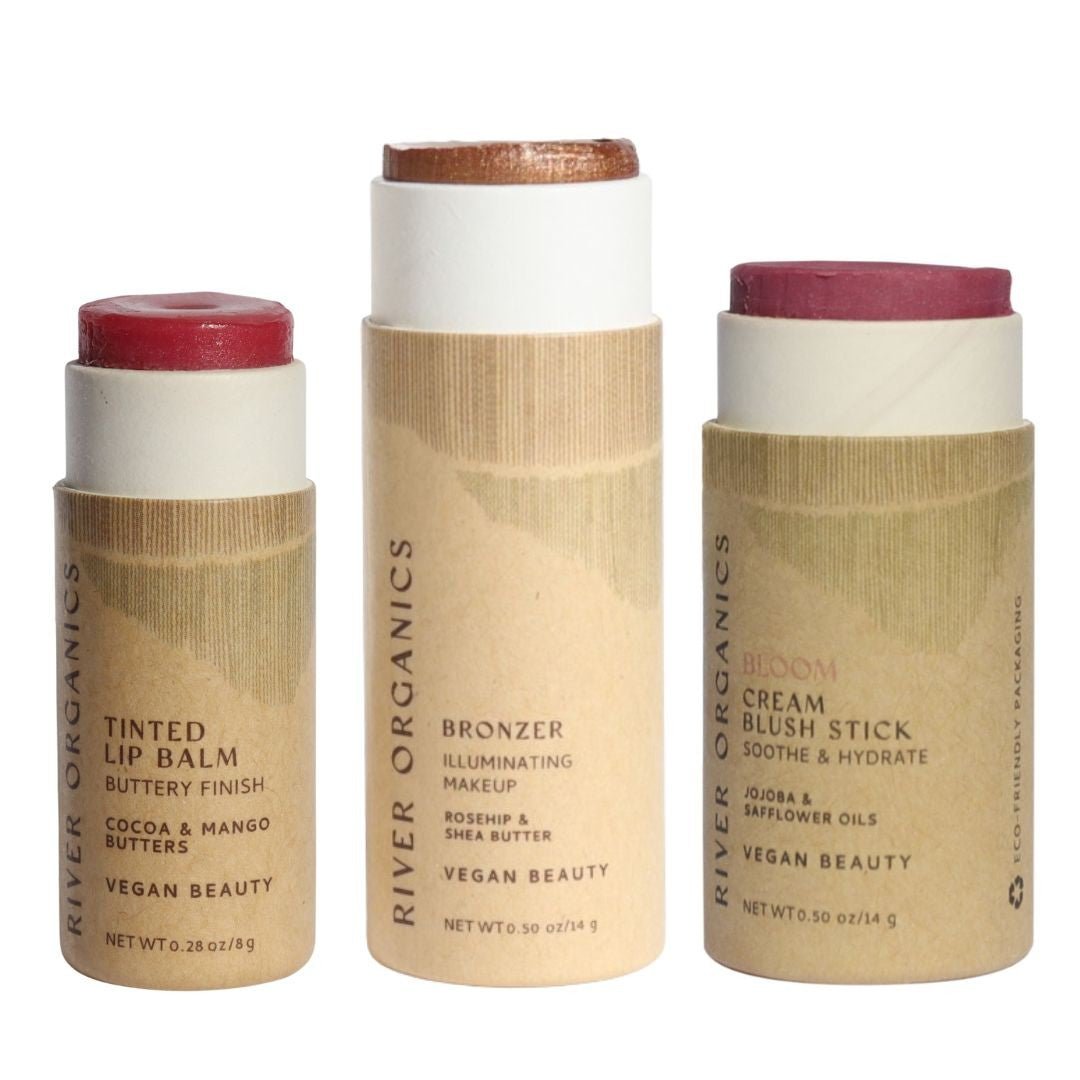 🌸 Lip + Highlighter + Blush Set – Naturally Radiant Beauty in 3 Simple Steps