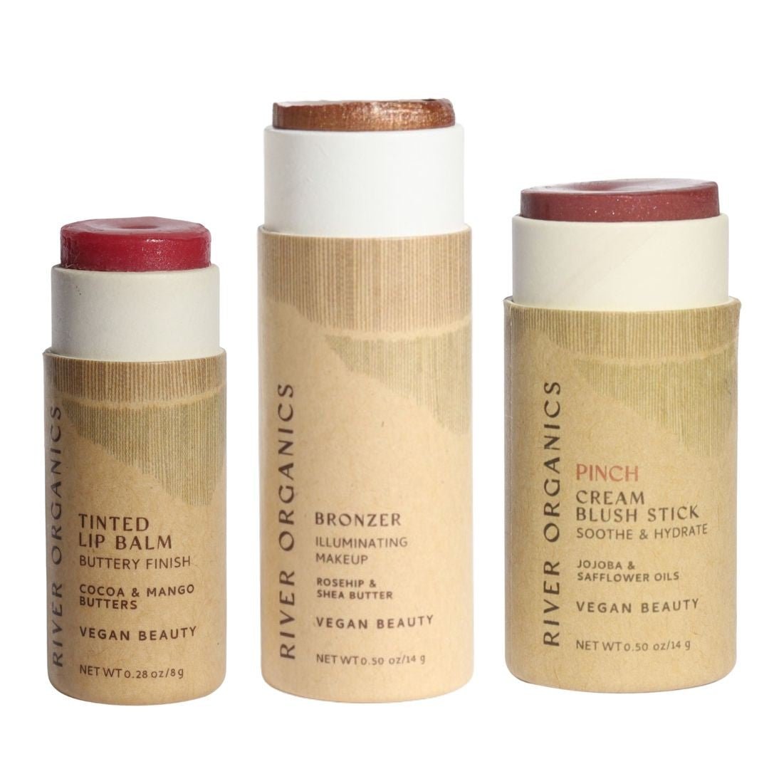 🌸 Lip + Highlighter + Blush Set – Naturally Radiant Beauty in 3 Simple Steps