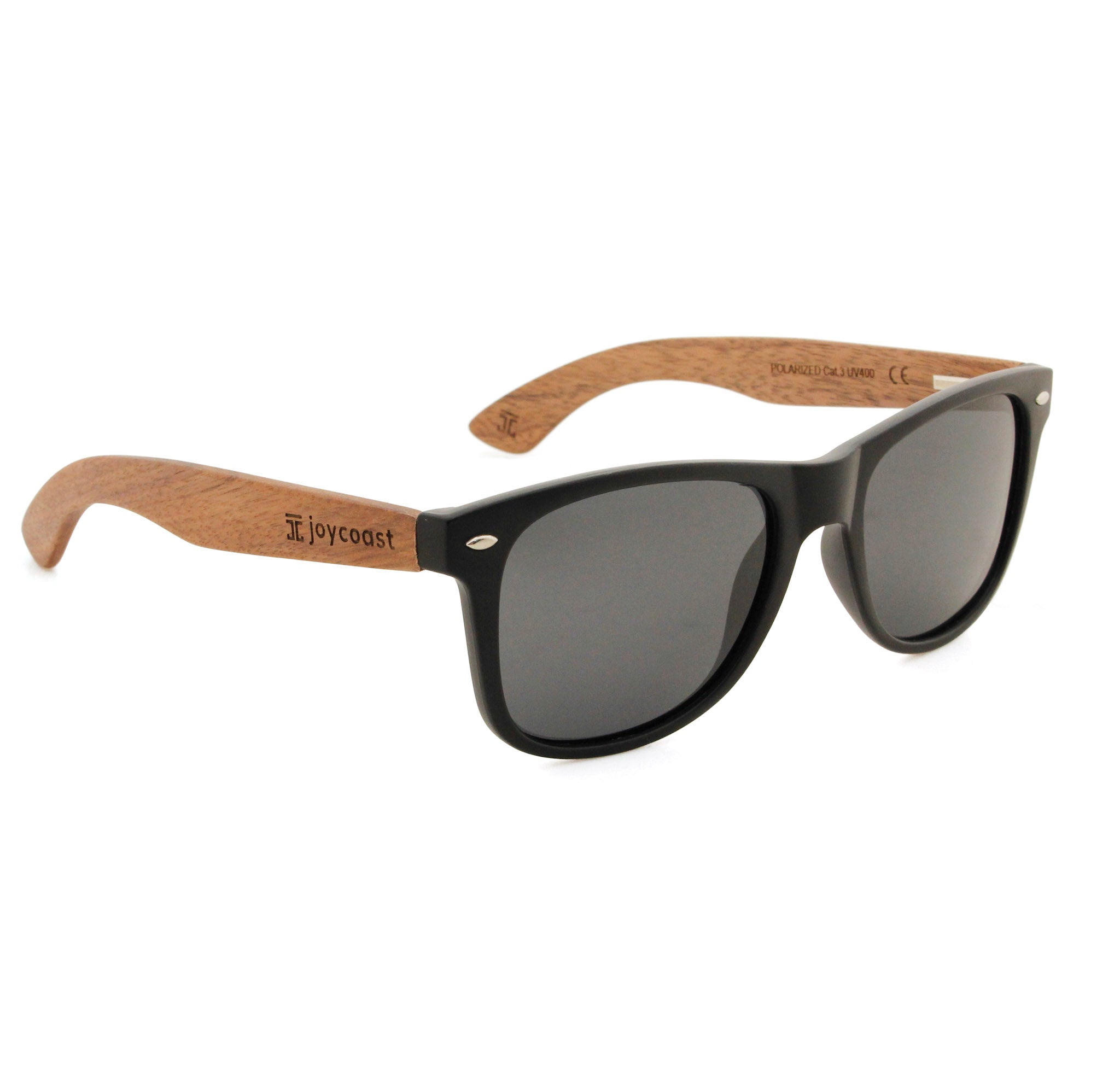 Mozz walnut wood sunglasses with grey polarized lenses close-up detail