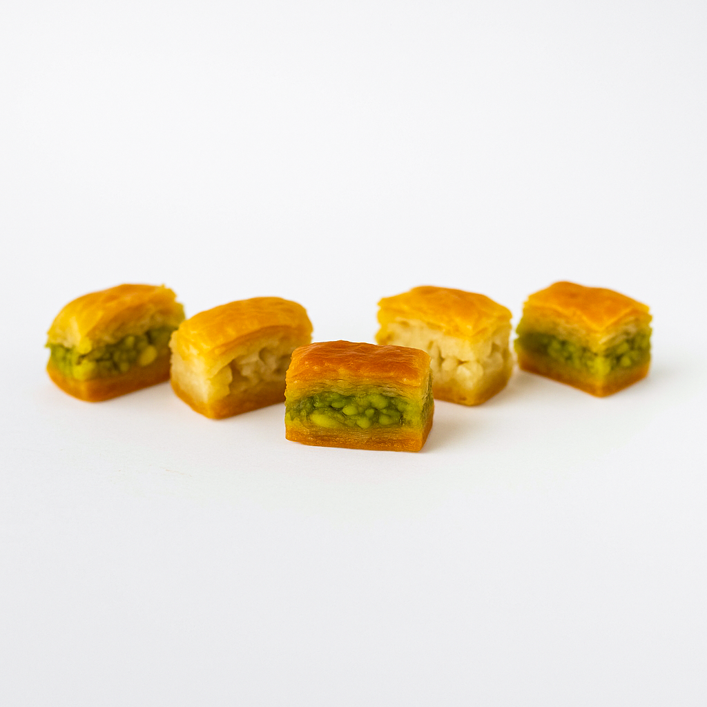 Sugar-Free Turkish Baklava – Gourmet Nut Assortment (26 Pcs)