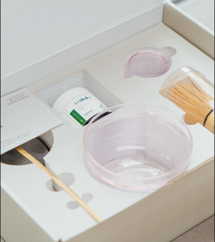 Isshiki x Hario Yabukita Tin Matcha Set product detail