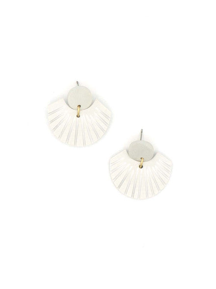 Fair Anita seashell clay stud earrings in white — sustainable gift idea for jewellery lovers