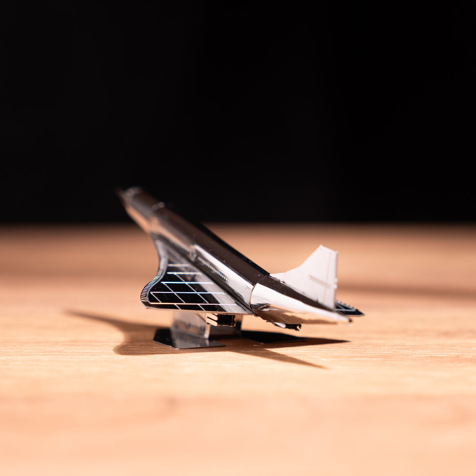 Supersonic Legend Concorde model kit droop nose detail