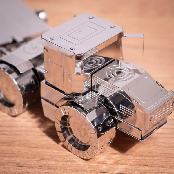 Tractor Slobozhanets model kit components and finished build