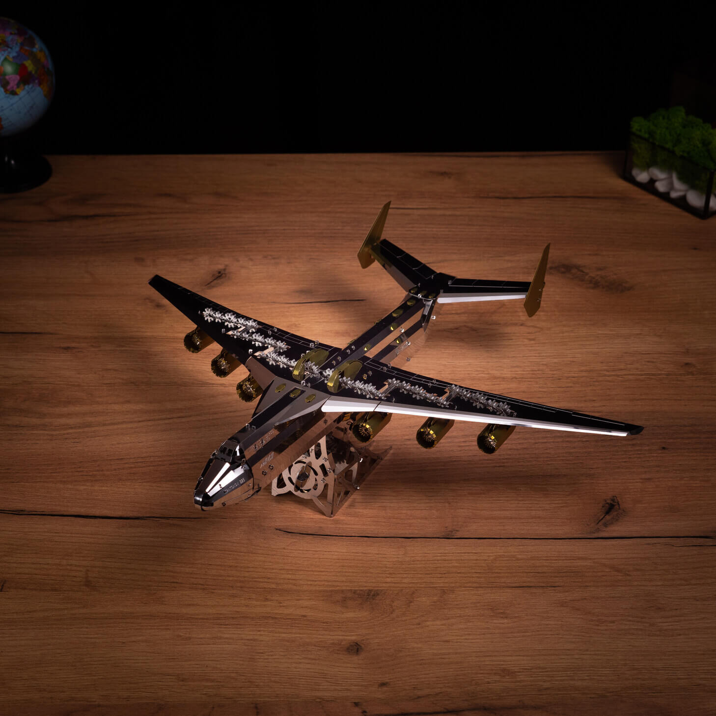 AN-225 Mriya Mechanical Model - Official Exclusive Edition