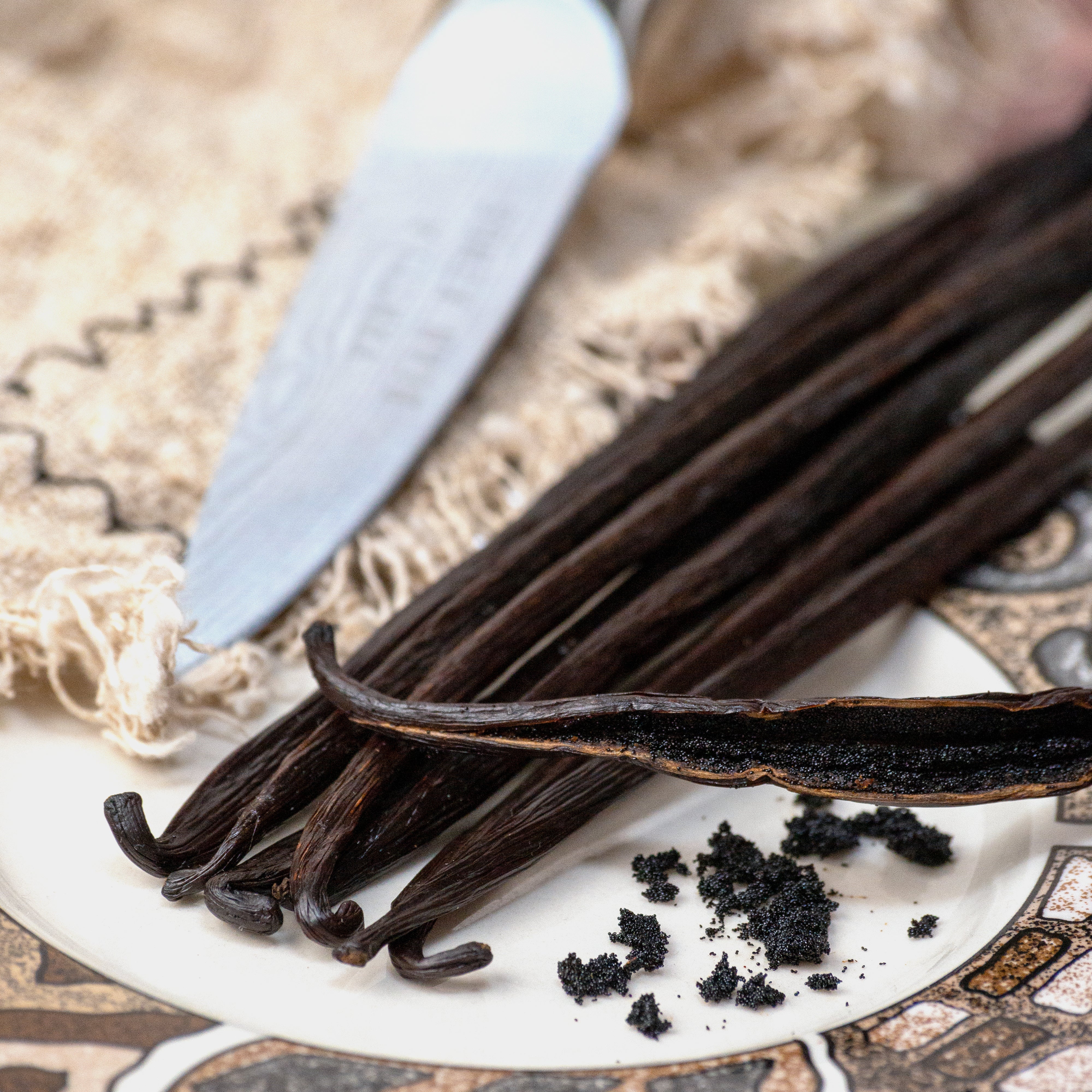 Sumatra Vanilla Beans - Whole Grade A Vanilla Pods for Vanilla Extract and Baking